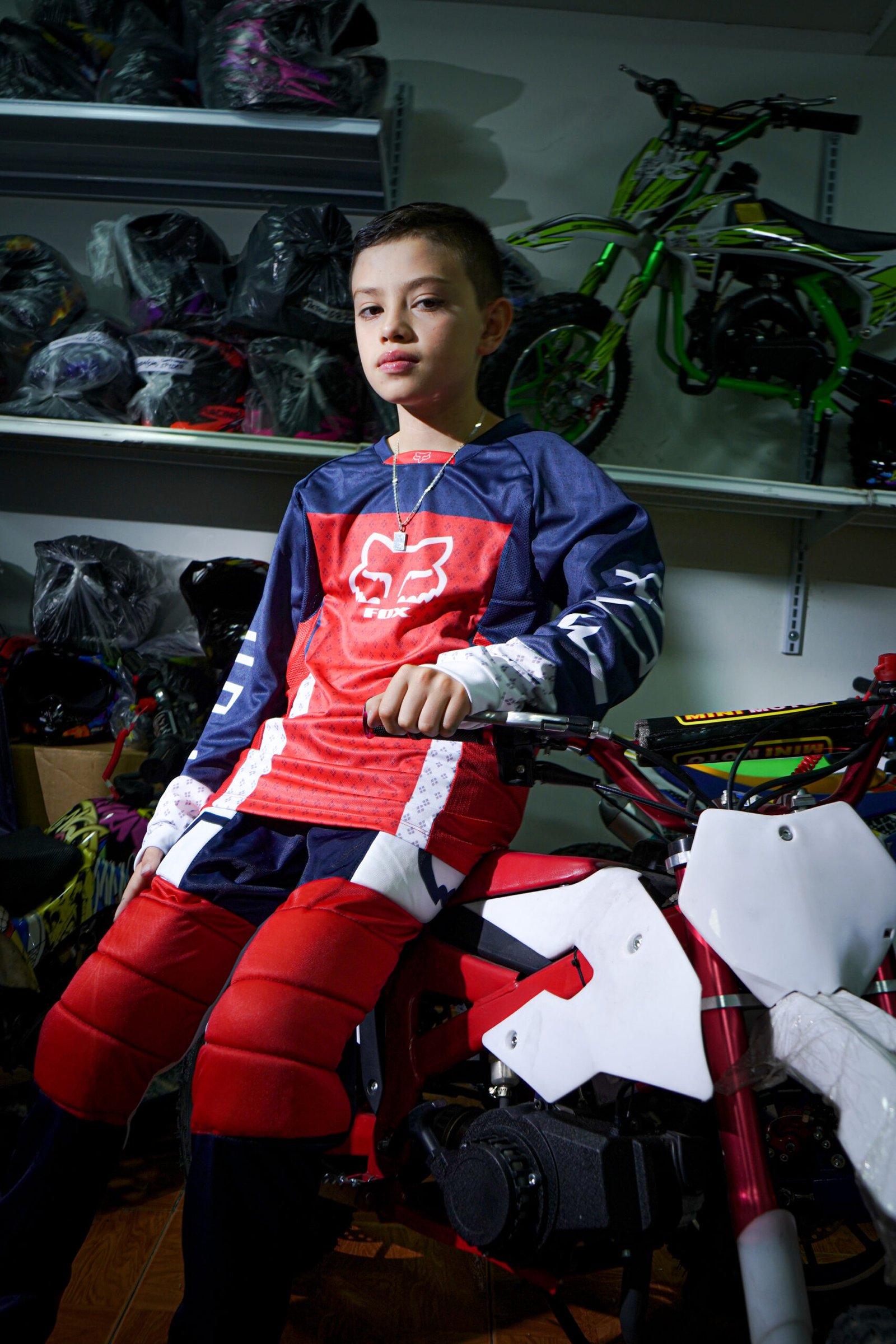 TRAJE PARA NIÑOS Y NIÑAS "K RAPTORCITO" - Image 11