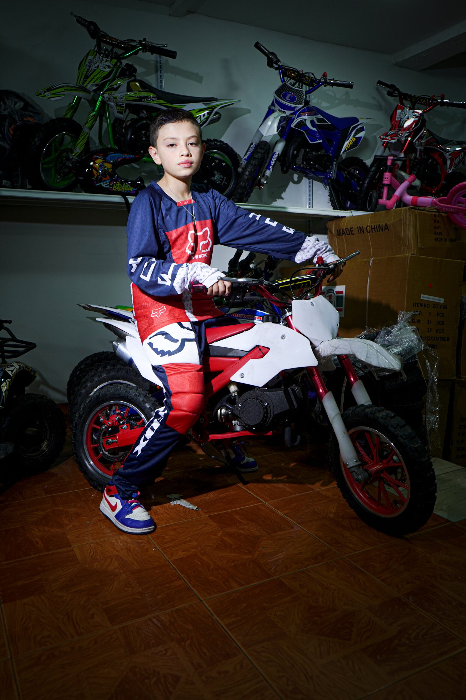 TRAJE PARA NIÑOS Y NIÑAS "K RAPTORCITO" - Image 2