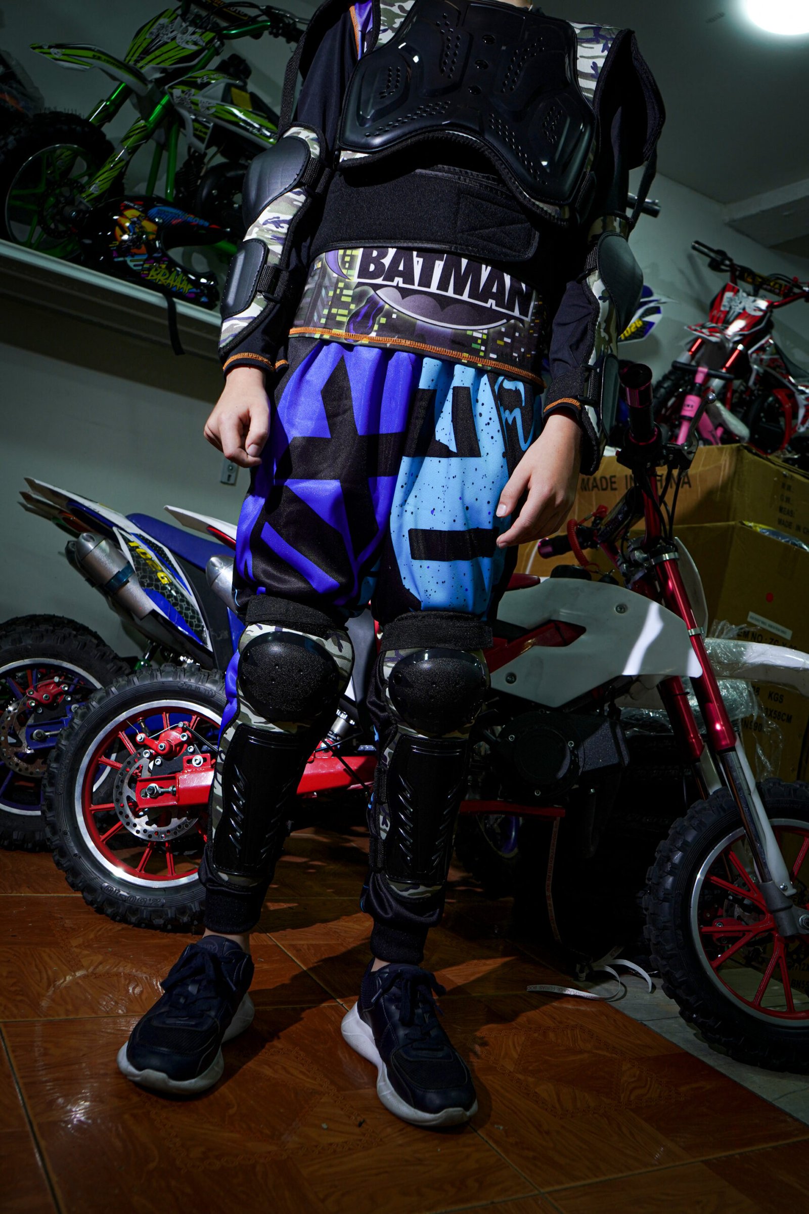 TRAJE PARA NIÑOS Y NIÑAS "K RAPTORCITO" - Image 7